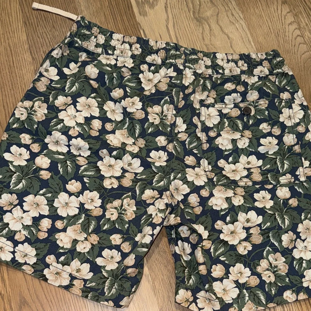 J. Crew Reade 7” Lightweight Drawstring Shorts
